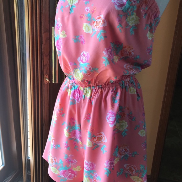 H & M Romper - Picture 4 of 11